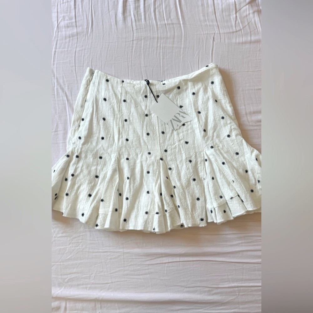 WHITE ZARA MINI SKIRT